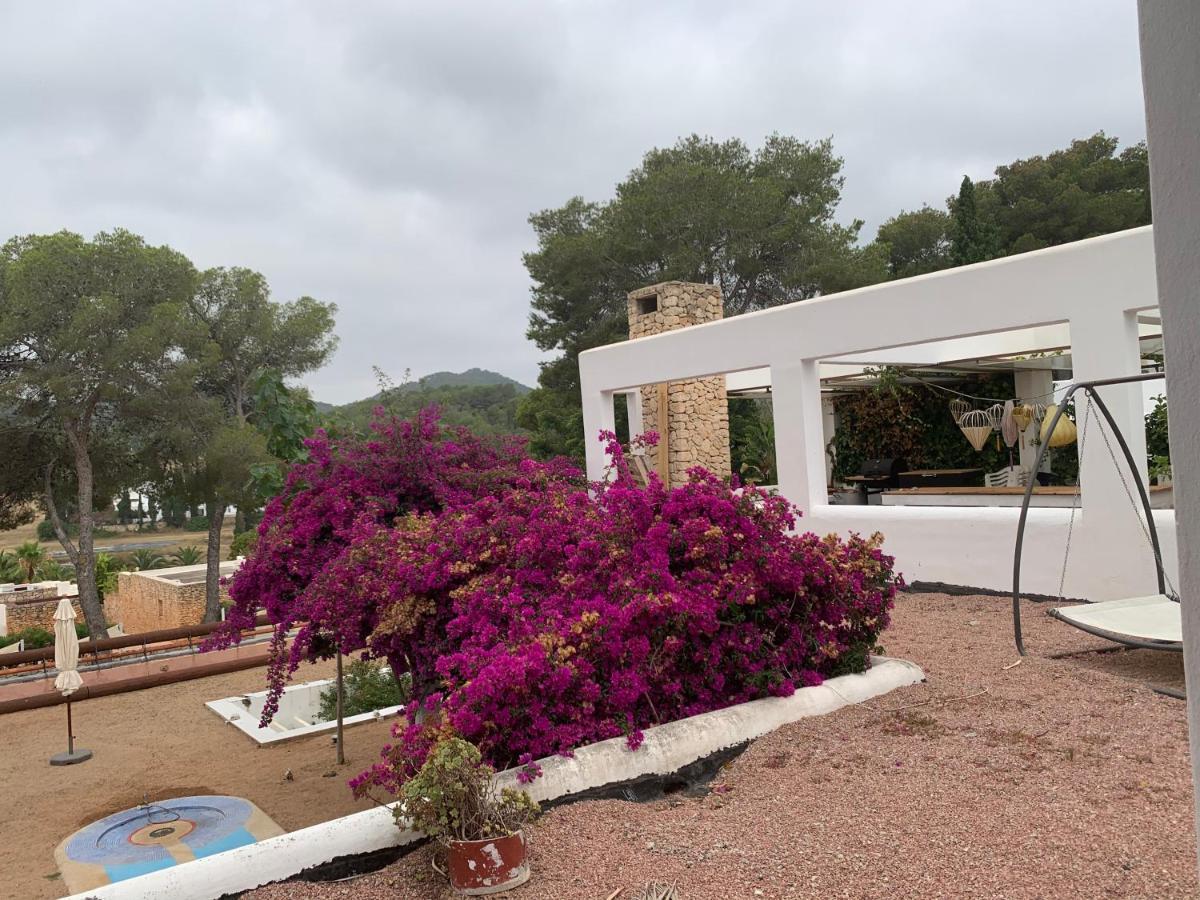 Bed and Breakfast Ibiza Paradise à Santa Eulària des Riu Extérieur photo