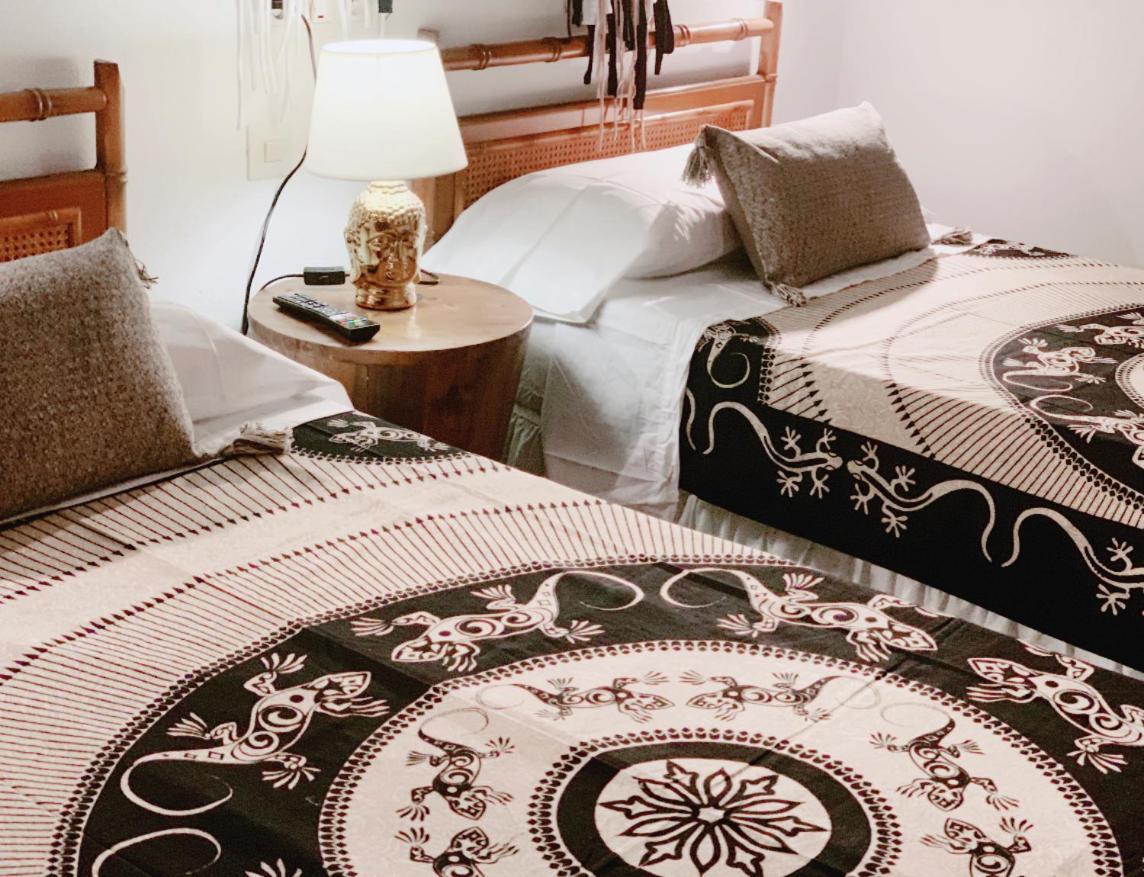 Bed and Breakfast Ibiza Paradise à Santa Eulària des Riu Extérieur photo
