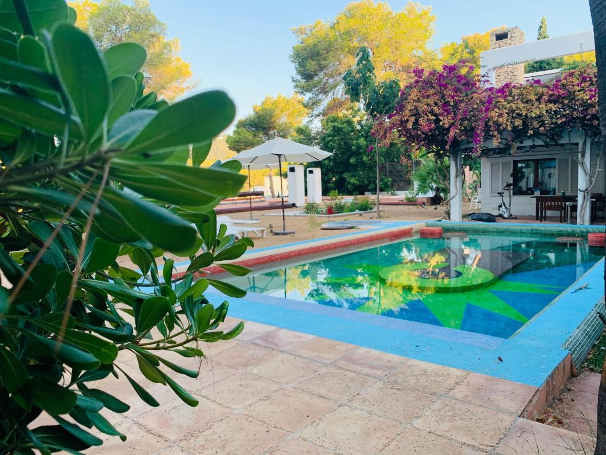 Bed and Breakfast Ibiza Paradise à Santa Eulària des Riu Extérieur photo
