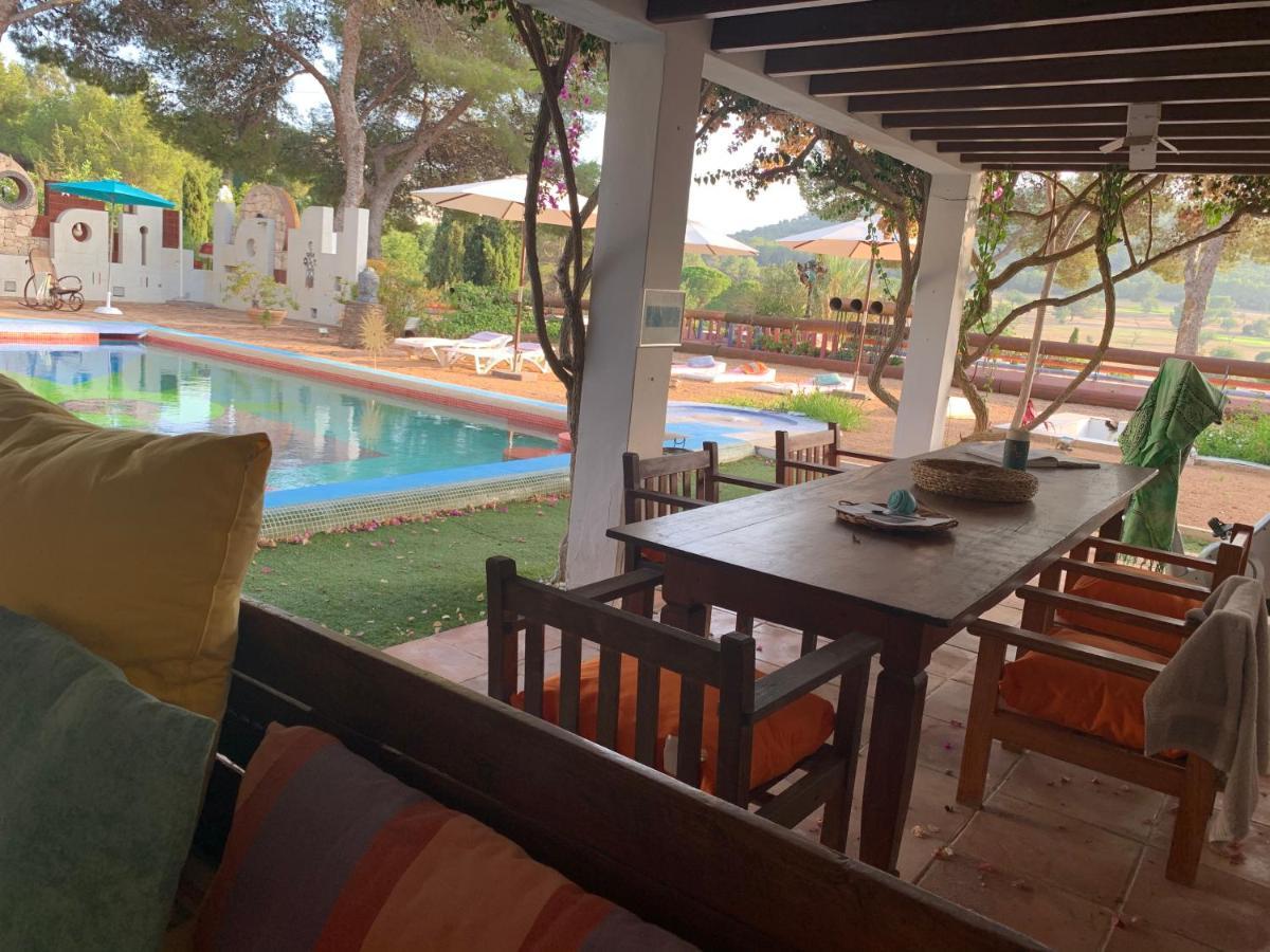 Bed and Breakfast Ibiza Paradise à Santa Eulària des Riu Extérieur photo