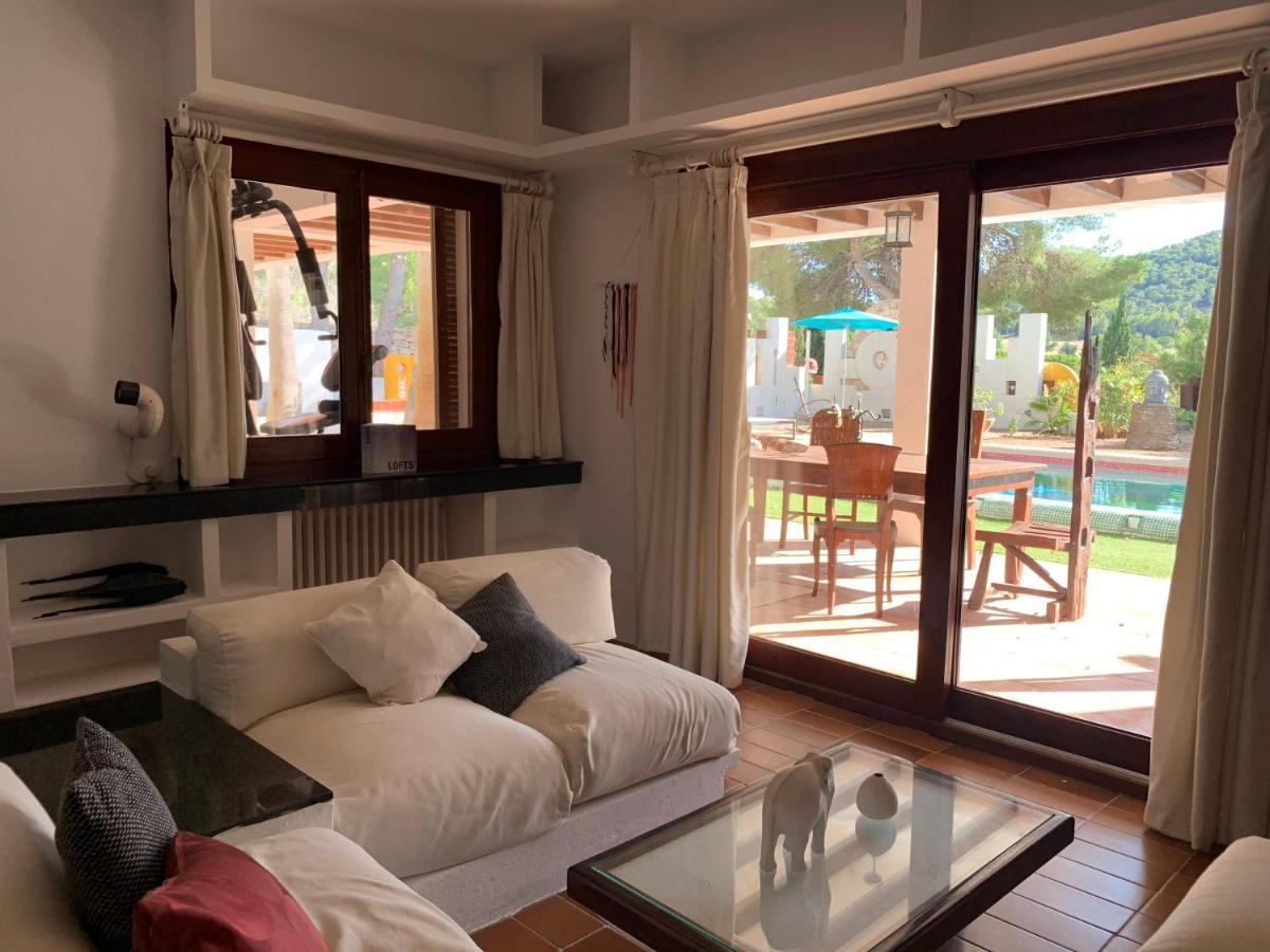Bed and Breakfast Ibiza Paradise à Santa Eulària des Riu Extérieur photo